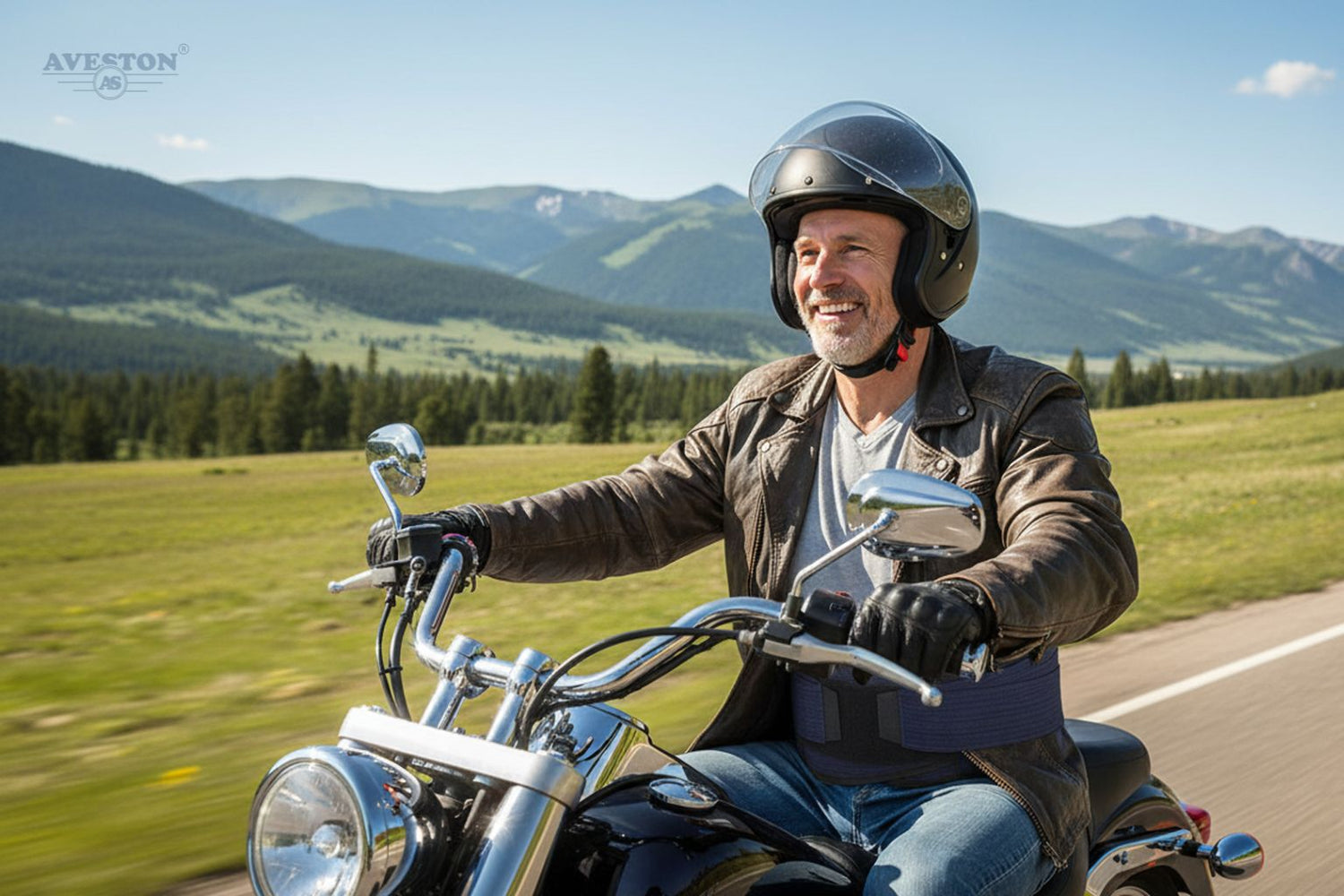 How to Use a Kidney Belt for Riding Comfort